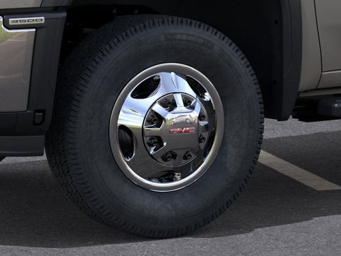 New 2026 GMC Sierra 3500 SLE image 9