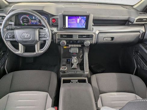 Used 2025 Toyota 4Runner 4WD image 16