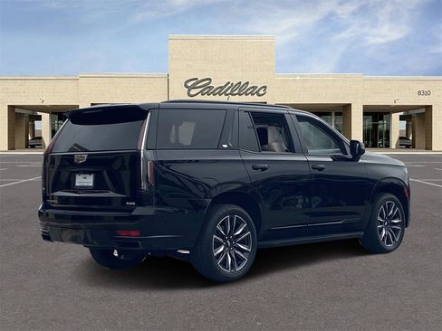 Used 2021 Cadillac Escalade Sport Platinum image 5