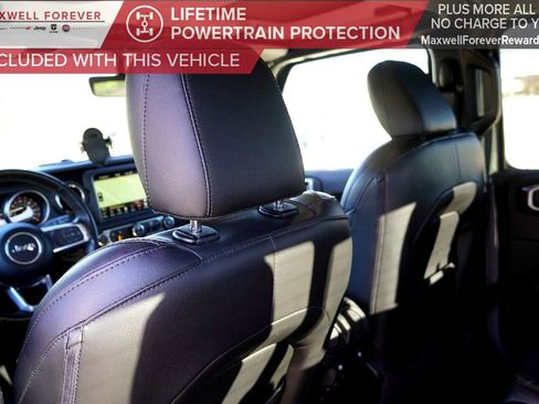 Used 2022 Jeep Gladiator Overland image 28