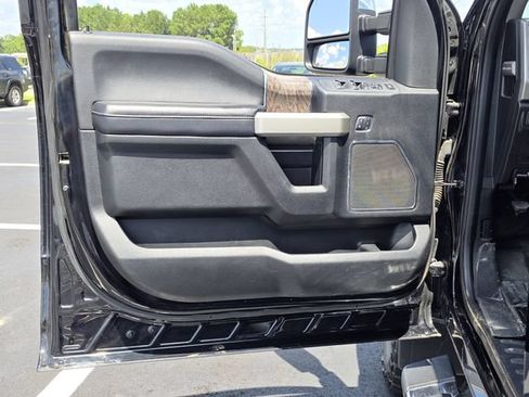 Used 2017 Ford F250 Lariat w/ Chrome Package AWD/4WD image 15