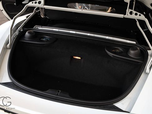 Used 2022 Porsche 718 Boxster Spyder image 28