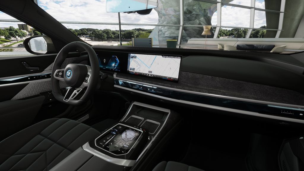 Used 2026 BMW 750e xDrive w/ Executive Package AWD/4WD image 41