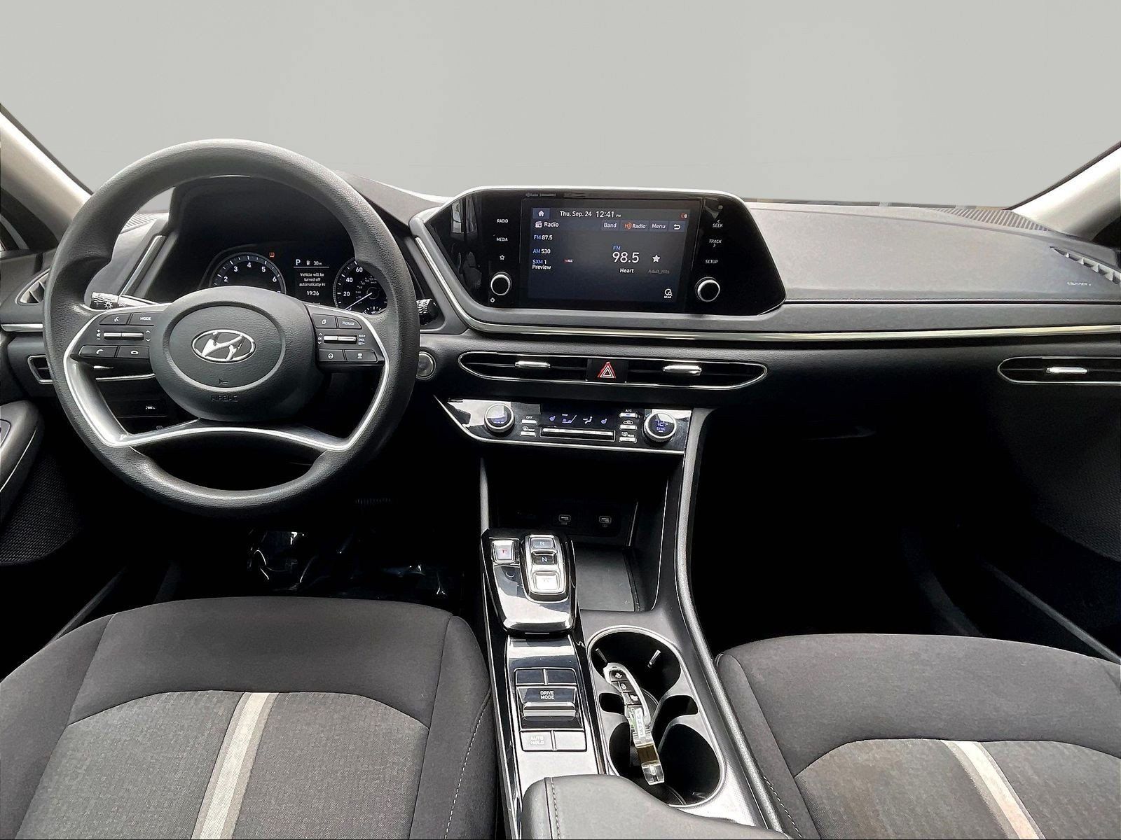 Used 2022 Hyundai Sonata SEL w/ Cargo Package FWD image 7