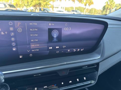 Used 2025 Buick Envision Preferred image 25