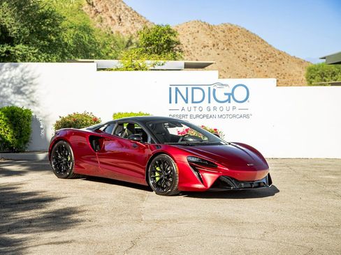 New 2025 McLaren Artura Spider image 6