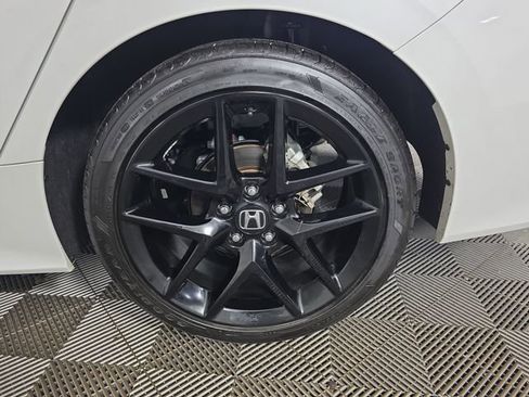 Used 2024 Honda Civic Sport image 17