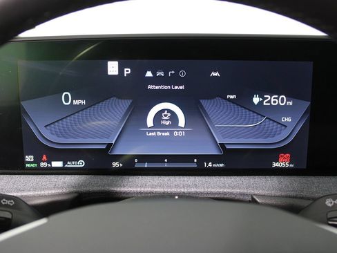 Used 2023 Kia EV6 Wind RWD image 17