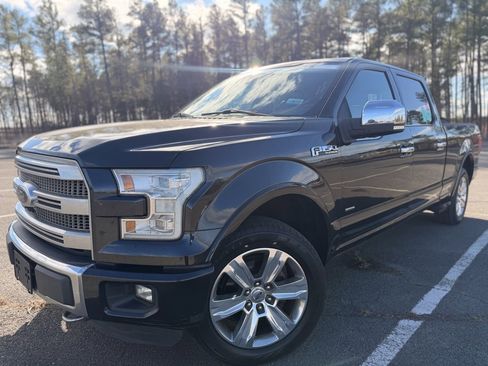 Used 2015 Ford F150 Platinum w/ Equipment Group 701A Luxury image 2