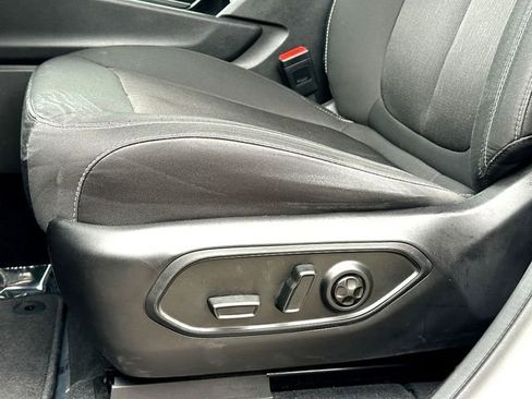 Used 2024 Jeep Grand Cherokee Laredo w/ MOPAR Finishing Package RWD image 12
