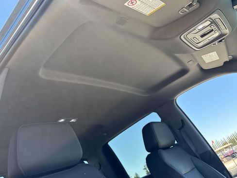Used 2020 Chevrolet Silverado 2500 LT w/ Convenience Package AWD/4WD image 18