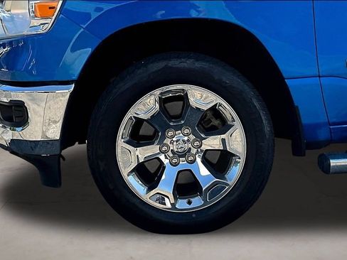 Used 2022 RAM 1500 Big Horn AWD/4WD image 32