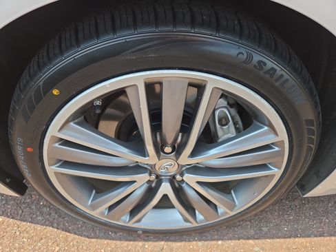 Used 2015 INFINITI Q50 AWD w/ Technology Package image 10