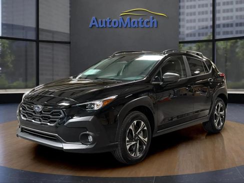 Used 2025 Subaru Crosstrek 2.5i Premium AWD/4WD image 3