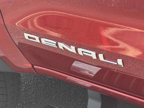 New 2026 GMC Canyon Denali AWD/4WD image 33