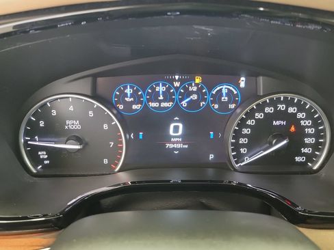 Used 2017 Cadillac XT5 Platinum w/ Driver Assist Package AWD/4WD image 28