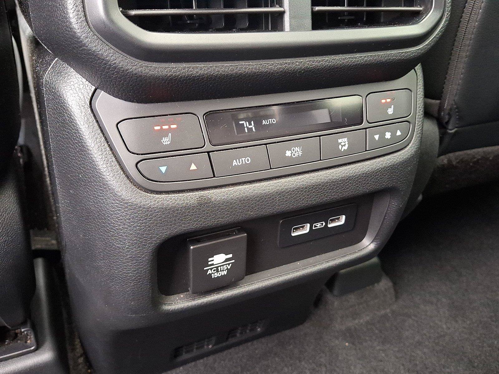 Used 2023 Honda Pilot Elite image 12