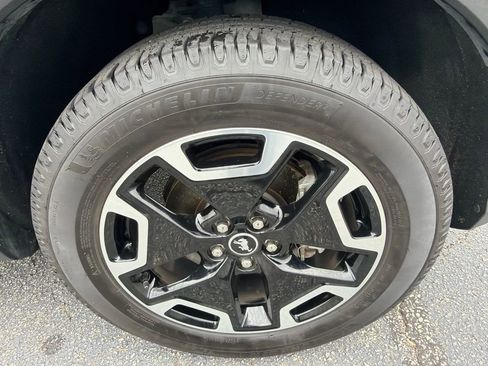 Used 2022 Ford Bronco Sport Outer Banks w/ Tech Package image 12