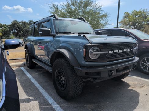 Used 2022 Ford Bronco Wildtrak AWD/4WD image 2