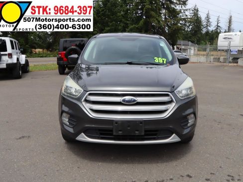 Used 2017 Ford Escape SE AWD/4WD image 11
