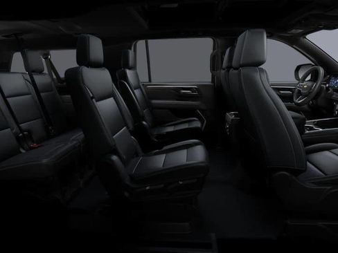 New 2025 Chevrolet Suburban LT w/ Comfort Package image 34