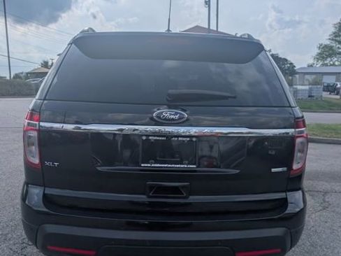 Used 2015 Ford Explorer XLT w/ Equipment Group 202B image 5