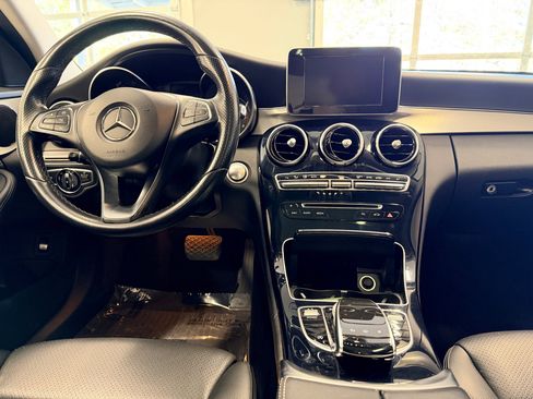 Used 2016 Mercedes-Benz C 300 Luxury image 28