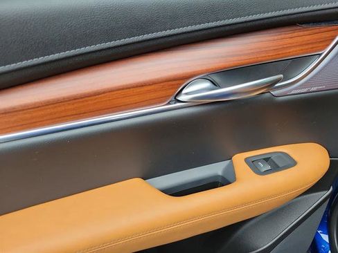 Certified 2023 Cadillac XT5 Premium Luxury image 32