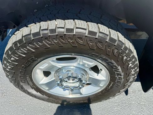 Used 2015 Ford F250 XLT w/ XLT Value Package AWD/4WD image 19