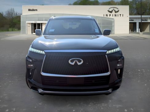 Certified 2026 INFINITI QX80 Pure w/ Cargo Package AWD/4WD image 2