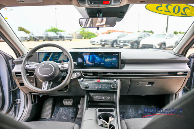 Used 2025 Hyundai Sonata SEL FWD image 13