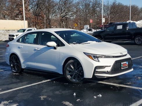 New 2026 Toyota Corolla SE image 32
