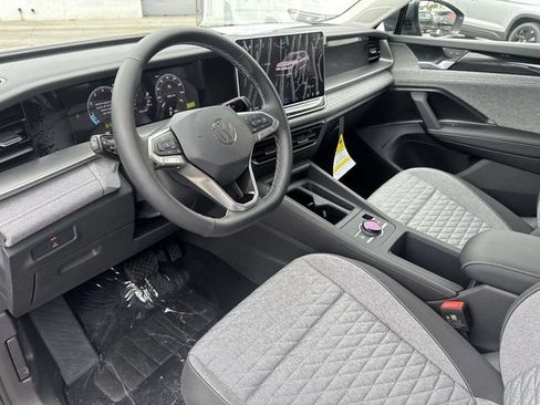 Certified 2026 Volkswagen Tiguan S FWD image 12