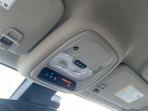 Used 2025 Buick Encore GX Preferred image 22