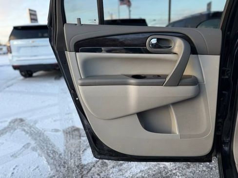 Used 2017 Buick Enclave Convenience image 14