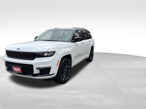 New 2025 Jeep Grand Cherokee L Summit image 2