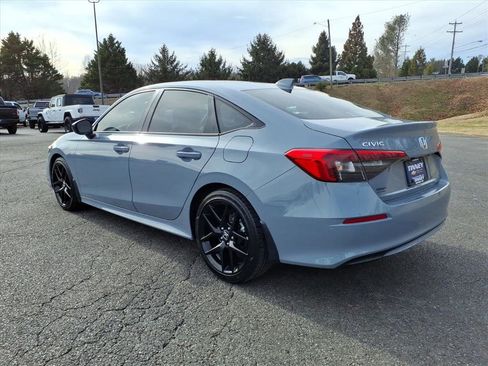 Used 2023 Honda Civic Sport image 5