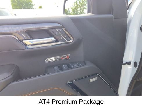 Certified 2024 GMC Sierra 1500 AT4 w/ Technology Package AWD/4WD image 14