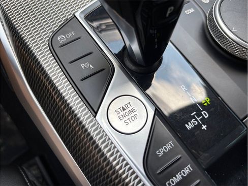 Used 2022 BMW M340i RWD image 31
