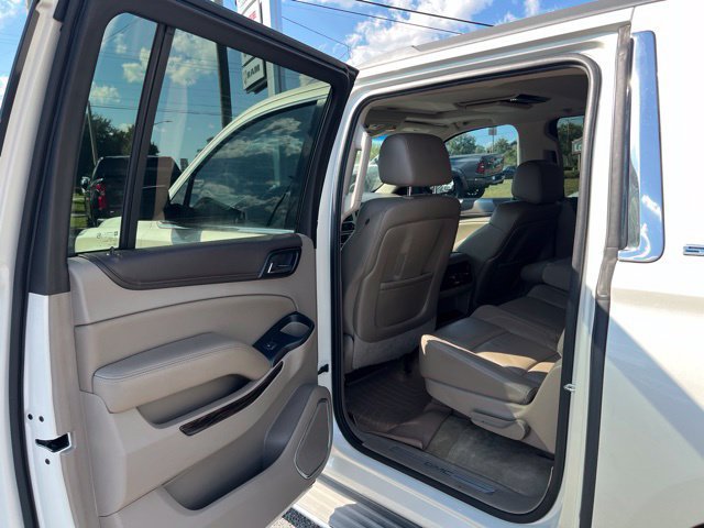 Used 2015 GMC Yukon XL SLT w/ Open Road Package AWD/4WD image 8