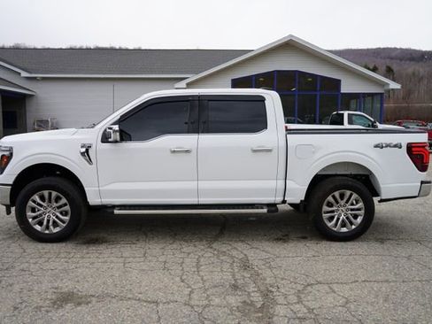 Used 2025 Ford F150 Lariat w/ Equipment Group 501A Mid AWD/4WD image 4