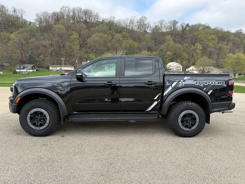 Used 2025 Ford Ranger Raptor AWD/4WD image 8