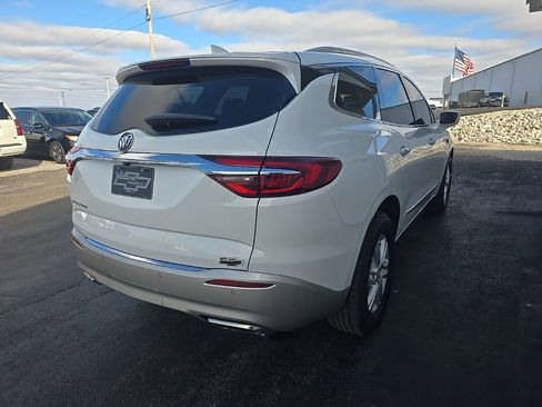 Used 2020 Buick Enclave Essence w/ Sound and Sites Package image 8