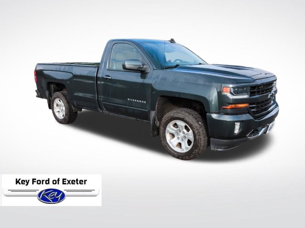 Used 2017 Chevrolet Silverado 1500 LT w/ LT Convenience Package AWD/4WD image 1