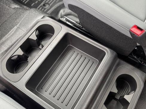 New 2025 Ford F550 4x4 Supercab Super Duty image 41