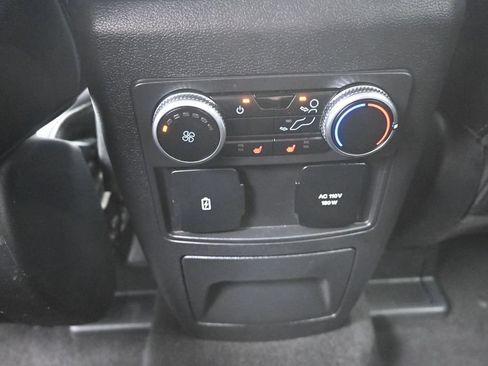 Used 2024 Ford Explorer Limited w/ Equipment Group 301A AWD/4WD image 32