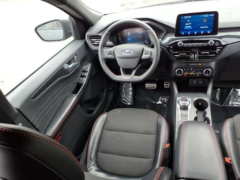 Used 2024 Ford Escape ST-Line image 10