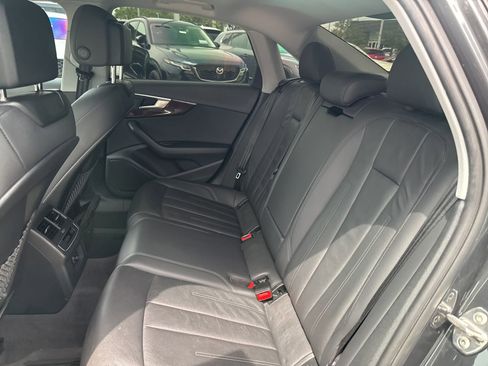 Used 2019 Audi A4 2.0T Premium FWD image 25