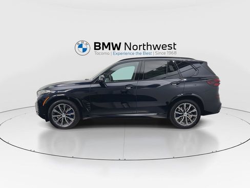 New 2026 BMW X5 xDrive40i w/ M Sport Package AWD/4WD image 11