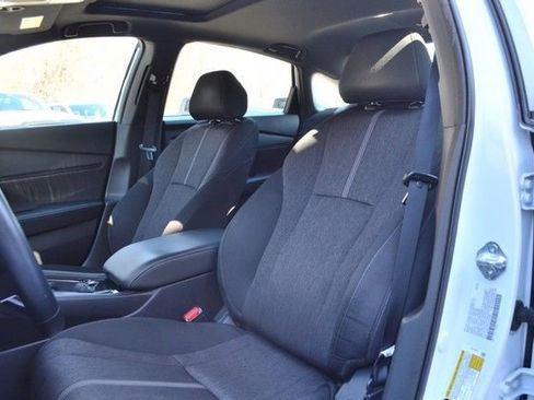 Used 2023 Honda Accord Sport image 18